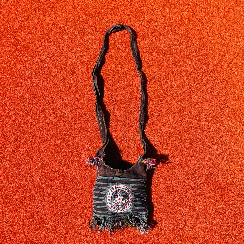 Women’s Vintage pace sign mini purse .